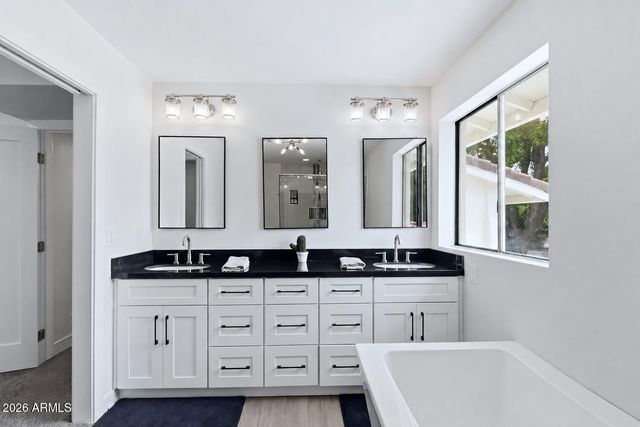 1506 E EDGEWATER Drive, Tempe, AZ 85283