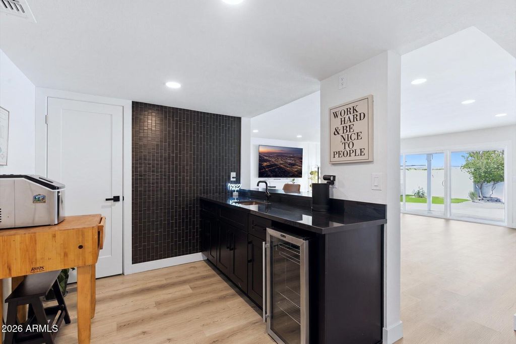 Image 10 of property listing at 1506 E EDGEWATER Drive, Tempe, AZ 85283