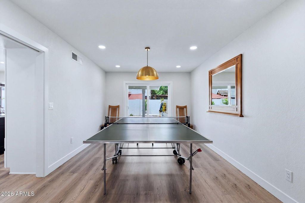 Image 15 of property listing at 1506 E EDGEWATER Drive, Tempe, AZ 85283