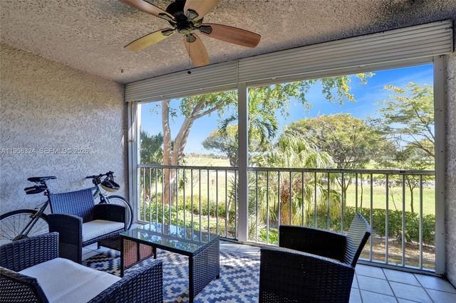 4570 NW 18th Avenue 202, Deerfield Beach, FL 33064