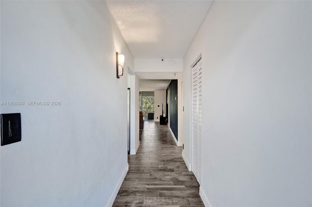 4570 NW 18th Avenue 202, Deerfield Beach, FL 33064