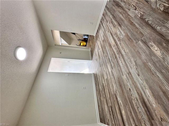 5387 Grand Lake CRES, Virginia Beach, VA 23462