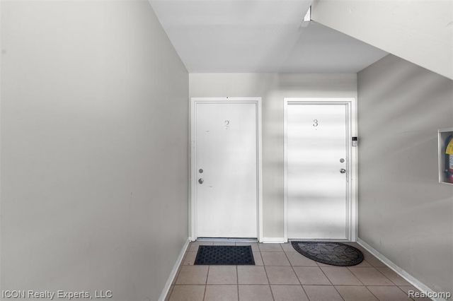 5975 Burroughs Avenue, Sterling Heights, MI 48314