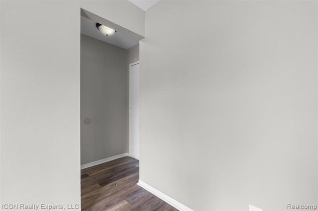 5975 Burroughs Avenue, Sterling Heights, MI 48314