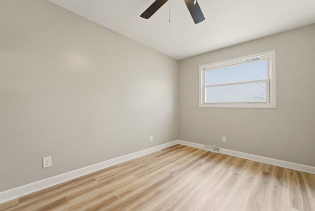 9830 Mckinley Street, Crown Point, IN 46307