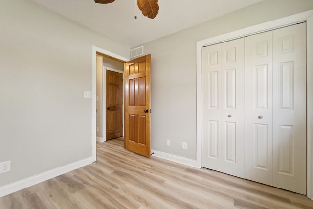 9830 Mckinley Street, Crown Point, IN 46307