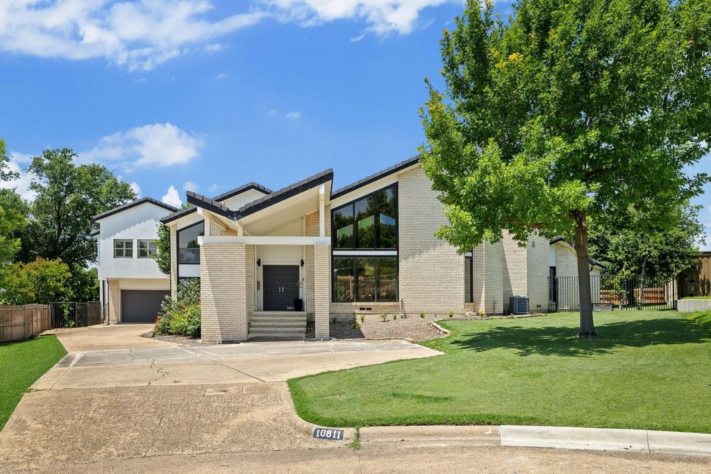 10811 Royal Park Drive, Dallas, TX 75230