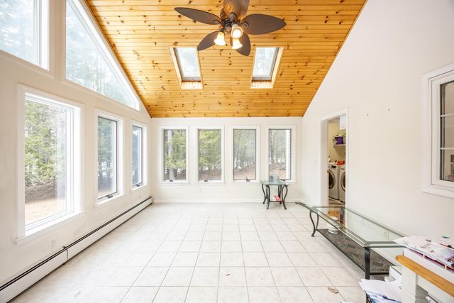 20 Madison Lane, Newmarket, NH 03857