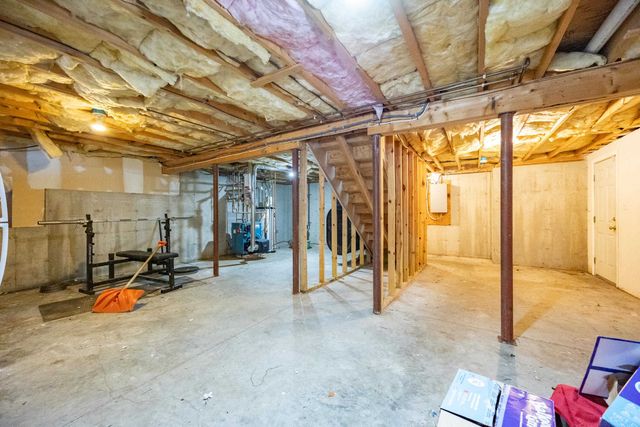 20 Madison Lane, Newmarket, NH 03857