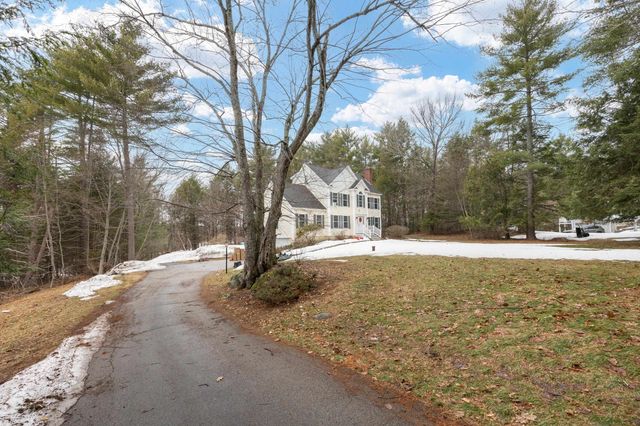 20 Madison Lane, Newmarket, NH 03857