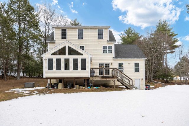 20 Madison Lane, Newmarket, NH 03857