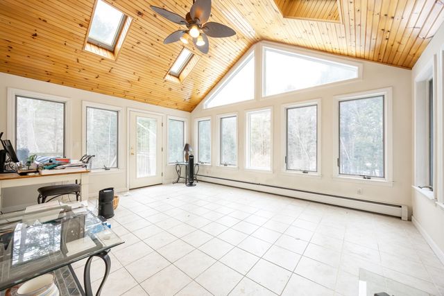 20 Madison Lane, Newmarket, NH 03857