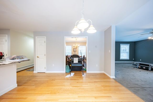 20 Madison Lane, Newmarket, NH 03857