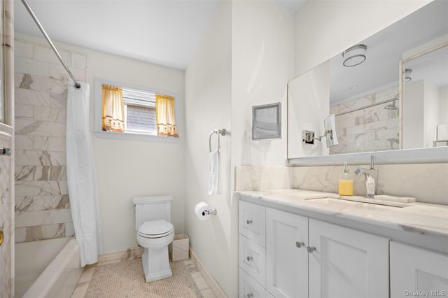 50 Marian Lane, Jericho, NY 11753