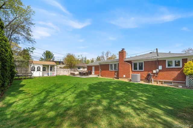 50 Marian Lane, Jericho, NY 11753