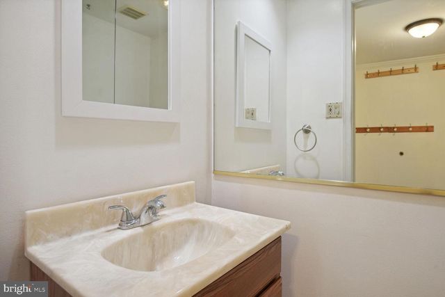 19407 BATTLERIDGE WAY, Gaithersburg, MD 20886