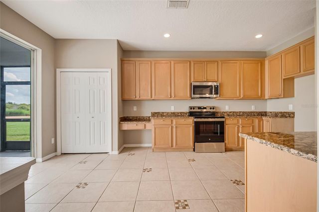 2321 THE OAKS BOULEVARD, Kissimmee, FL 34746