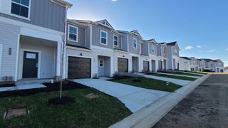 4683 Ridge Bend Dr, Nashville, TN 37207