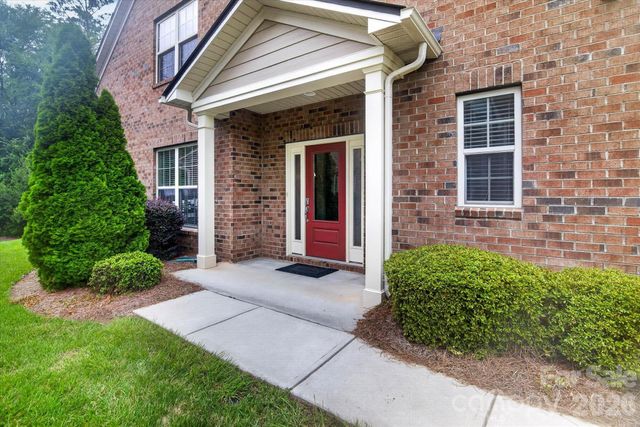 3153 Hartson Pointe Drive, Fort Mill, SC 29707