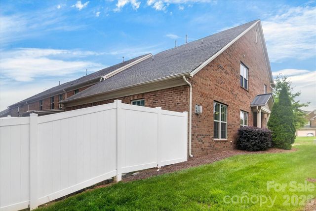 3153 Hartson Pointe Drive, Fort Mill, SC 29707