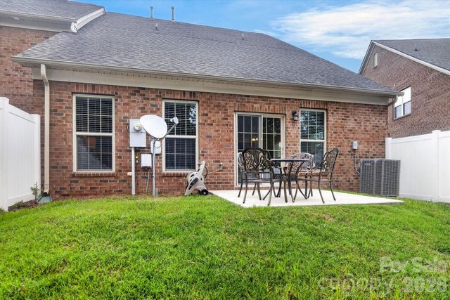 3153 Hartson Pointe Drive, Fort Mill, SC 29707