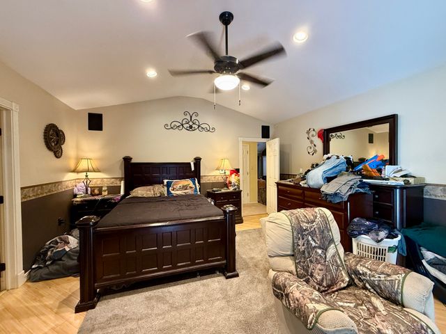 66 Barrison St, Springfield, MA 01109