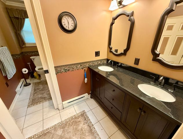 66 Barrison St, Springfield, MA 01109