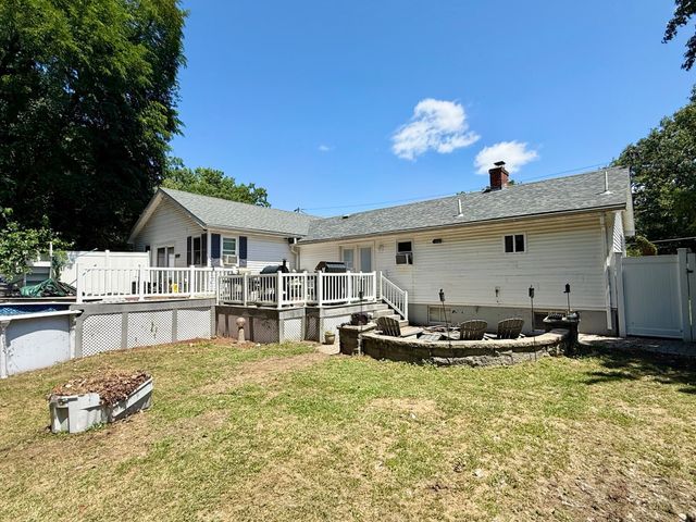 66 Barrison St, Springfield, MA 01109