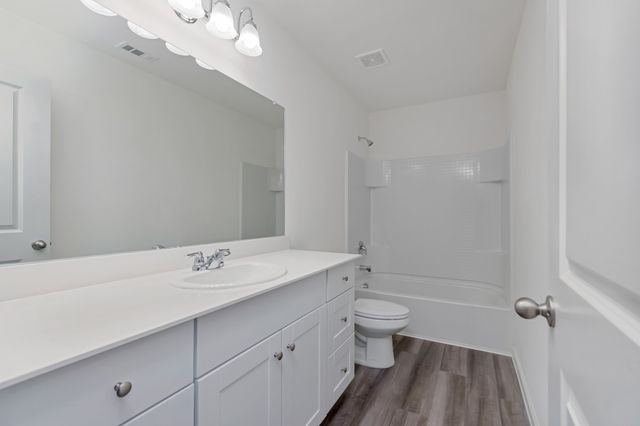 1632 Escondido Drive, Fort Worth, TX 76052