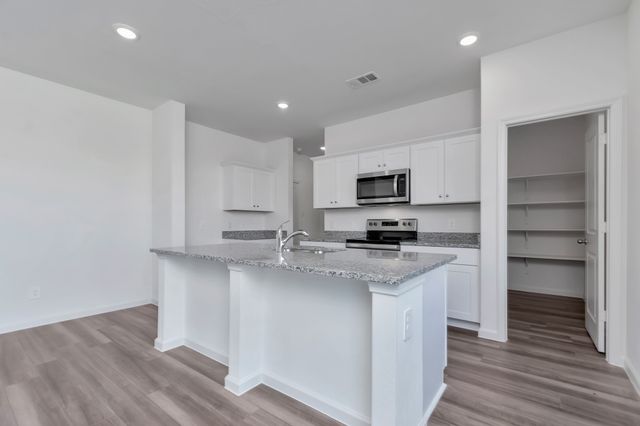 1632 Escondido Drive, Fort Worth, TX 76052