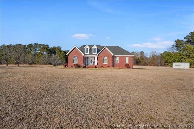 73 Scotch Lane, St Pauls, NC 28384