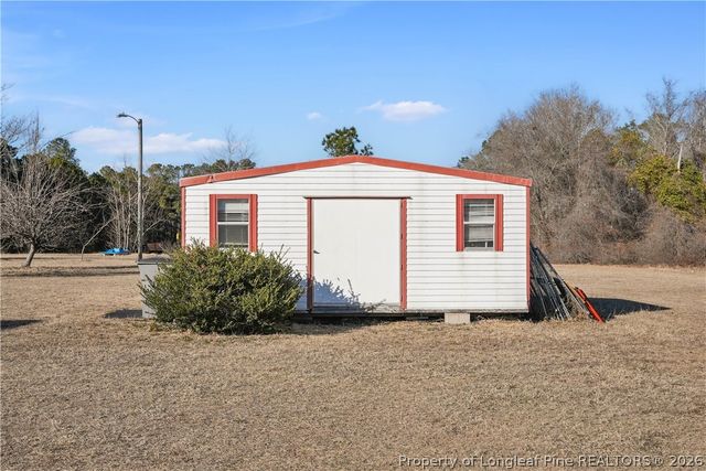 73 Scotch Lane, St Pauls, NC 28384