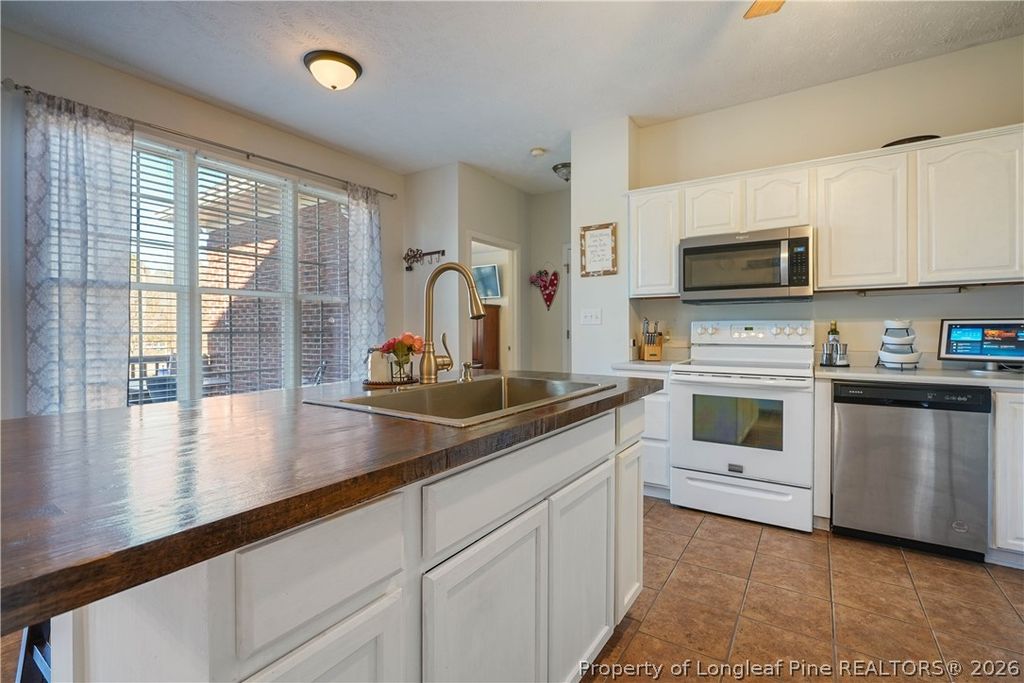 73 Scotch Lane, St Pauls, NC 28384 — photo 10