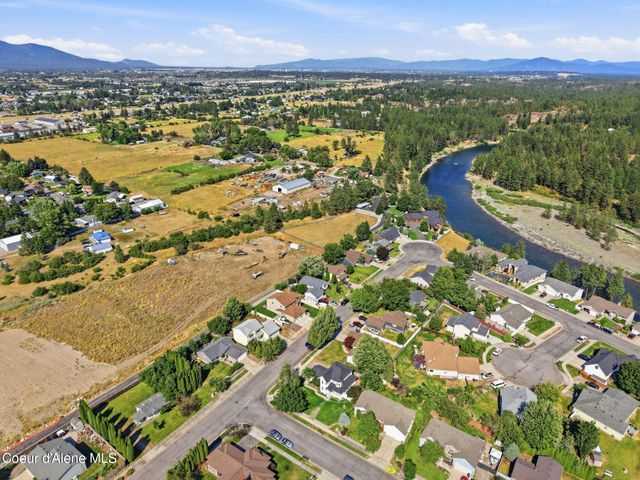 601 S River Heights Dr, Post Falls, ID 83854