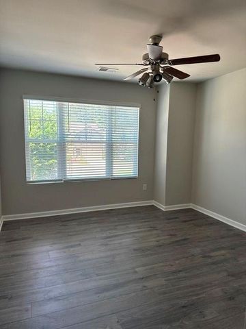 30 Laurel Drive E, Dawsonville, GA 30534