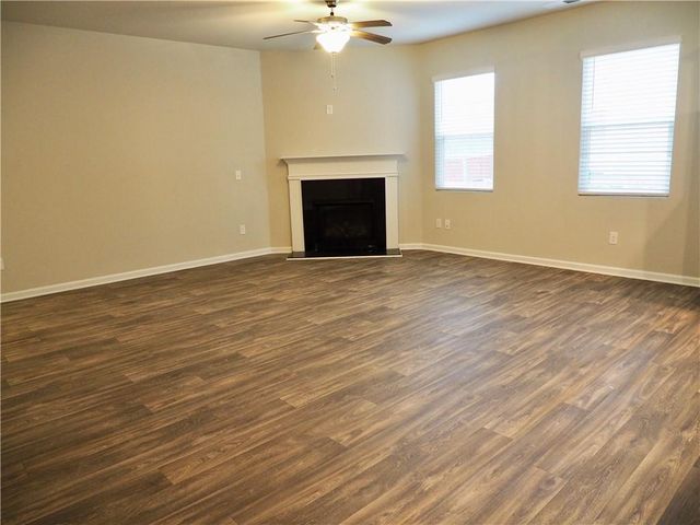 30 Laurel Drive E, Dawsonville, GA 30534