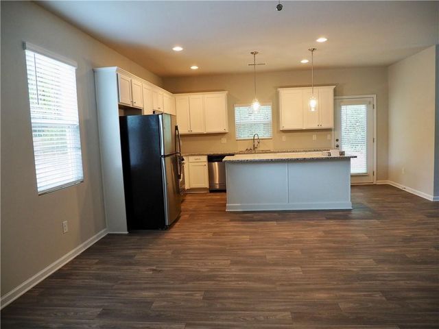 30 Laurel Drive E, Dawsonville, GA 30534