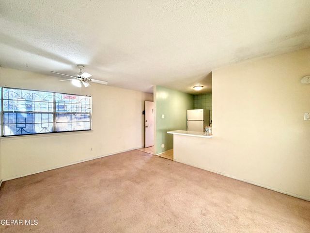 6400 Edgemere Boulevard 69, El Paso, TX 79925