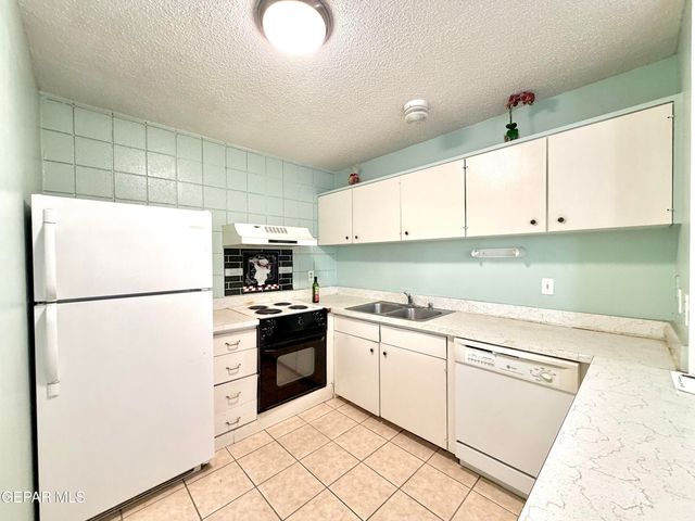 6400 Edgemere Boulevard 69, El Paso, TX 79925