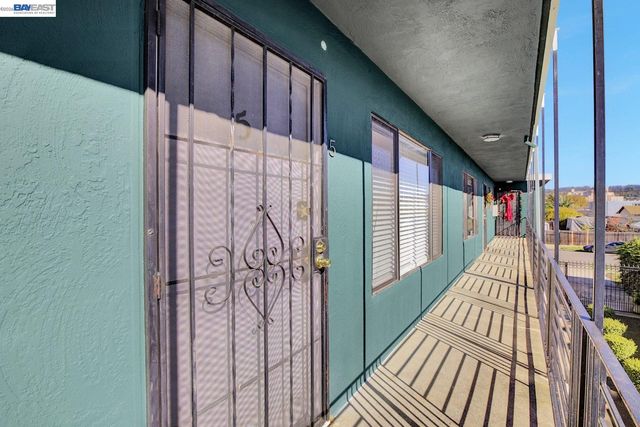 8811 A St, Oakland, CA 94621