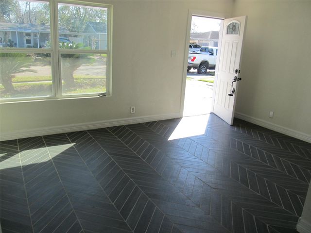 1213 Trimm Avenue A, Pasadena, TX 77502