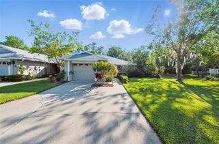 10 LAKE FOREST CIRCLE N, Palm Coast, FL 32137