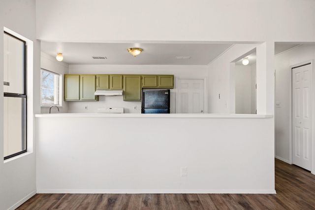 1817 Peach Road NE, Rio Rancho, NM 87144