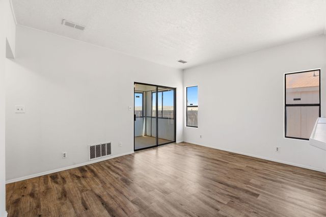 1817 Peach Road NE, Rio Rancho, NM 87144