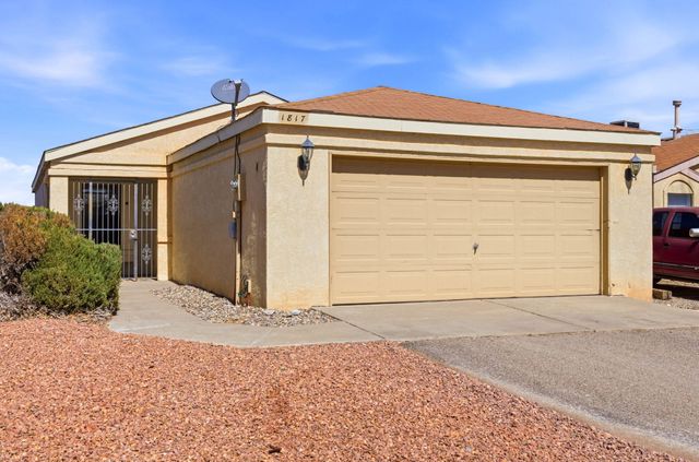 1817 Peach Road NE, Rio Rancho, NM 87144