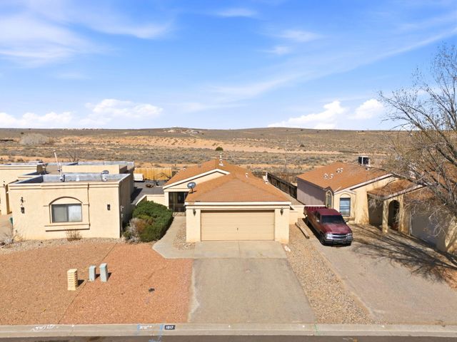 1817 Peach Road NE, Rio Rancho, NM 87144