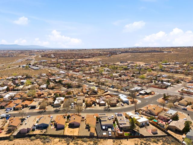 1817 Peach Road NE, Rio Rancho, NM 87144