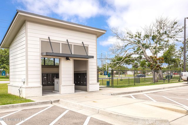 2501 Bienville Boulevard, 236, Ocean Springs, MS 39564