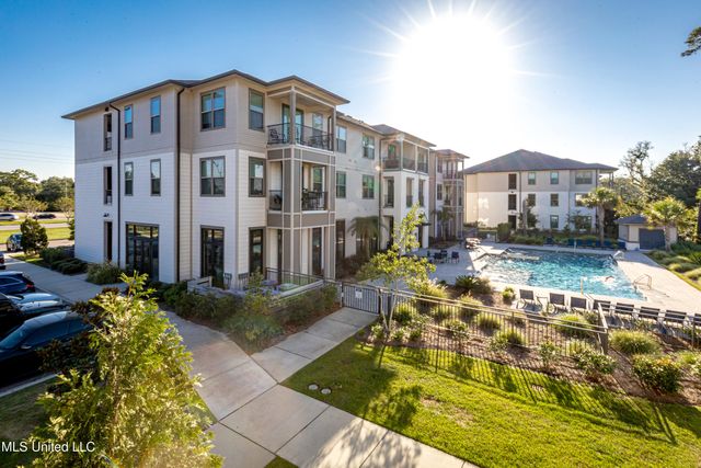 2501 Bienville Boulevard, 236, Ocean Springs, MS 39564