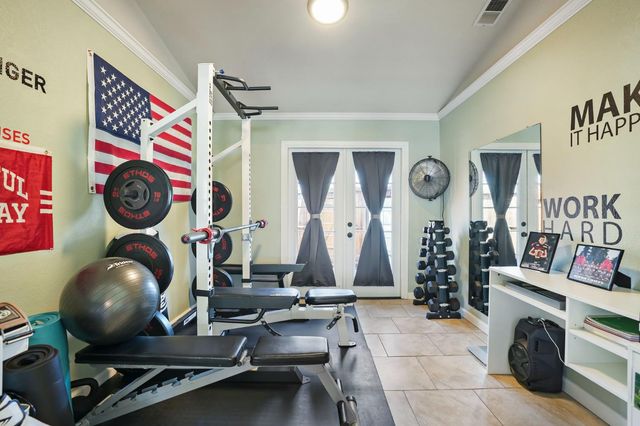 2354 Country Manor Dr, Riverbank, CA 95367